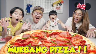 BANG CUPU MIKOCIL MIKACIL DAN MAMACIL MUKBANG PIZZA SAMPE BUNCITT 😂😂 [upl. by Limber]