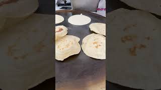 En Este Puesto De Tacos Se Vende Tortilla Hecho A Mano 😋🌮mexico streetfood foodtacos [upl. by Nnylyoj]