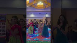 Lingidi lingidi lingidi party vibes follow dance shortsvideo like forlikes shortsvideo [upl. by Acissehc]