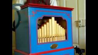 quotCrazy Rythmquot auf 20er Drehorgel  Draaiorgel  20 note busker organ  orgue de barbarie [upl. by Ardnasal]