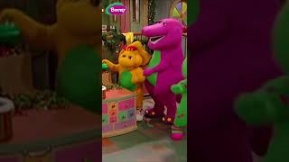 Vamos a Decorar todo de Navidad 🎄 Canciones para Niños  Fa La La La La  Barney en Español [upl. by Corri419]