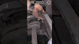 DIY vorderer Querlenker rein Audi A6 C6 DIY mechanic automobile mechaniker [upl. by Fabiano]