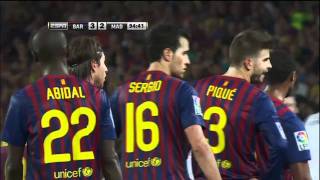 Barcelona vs Real Madrid soccer fight marcelo fouls fabregasmourinho pulls ear 32 August 17 2011 [upl. by Zingale]