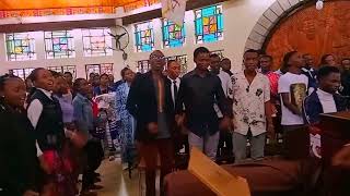 MPIGIENI MUNGU VIGELEGELE sung by KUCC Choir [upl. by Seebeck]