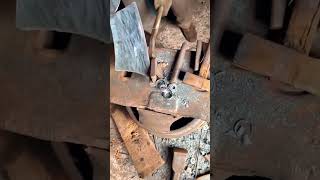 Crafting a RazorSharp Small Blade Blacksmithing Art [upl. by Som733]