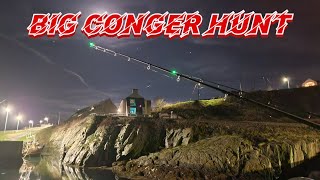 Fishing for BIG CONGER in Amlwch Harbour [upl. by Suivart]