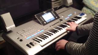 Rudolph The Rednosed Reindeer Played On Yamaha Tyros 4 [upl. by Travis]