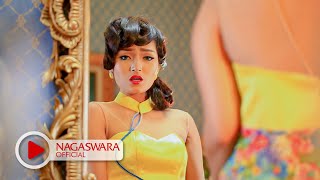 Siti Badriah  Jakarta Hongkong Official Music Video NAGASWARA music [upl. by Aivizt842]