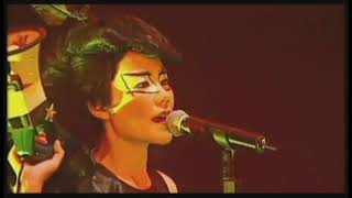 王菲Faye Wong  開到荼蘼 Fin de floraison LIVE avec soustitres français [upl. by Hittel]