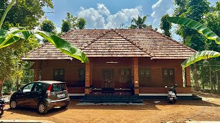 മനസ്സ് നിറയ്ക്കുന്ന വീട് Traditional Kerala HouseHome Pictures Interior Design HomeTour [upl. by Rubliw297]