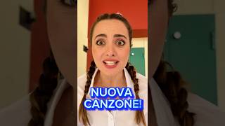 È uscita la nuova canzone di Dani e Robbi ZOMBIE BLU danierobbi shorts [upl. by Adriena438]