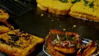 Pappu Fried Sandwich Stall at Pahargunj Delhi  Original Recipe [upl. by Ehcram262]