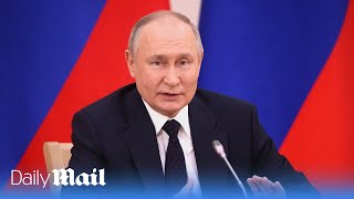 LIVE Russias Putin holds traditional lengthy press conference [upl. by Ioj687]