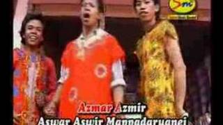 lagu bugis jilbab putih [upl. by Cordier]