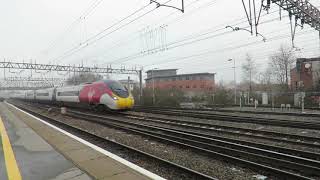 Class 390121  Virgin Pendolino  At Speed  Crewe  23012019 [upl. by Llednahc]