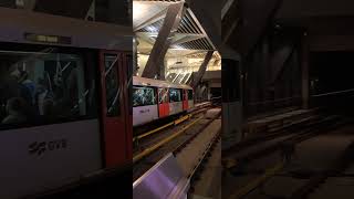 Dubbele metro op amsterdam centraal metro railfan [upl. by Ttezil494]