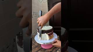 Let’s crumb coat a cake cakemaking cakedecorating cakedecoratingtutorials cakedesign cake [upl. by Nadaha291]