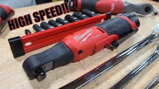 Milwaukee Tool M12 FUEL 14quot and 38quot High Speed Ratchet Review 256620 amp 256720 [upl. by Woolcott171]