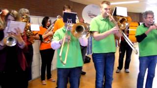 Dweilorkest De Lende Bloazers uit Wolvega met een Boney Mmedley  10 febr 2013SAM3738MP4 [upl. by Sartin495]