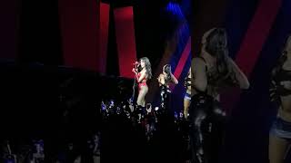 Danna Paola cantando PLATONIK en los premios MTV MIAW 2024 México [upl. by Netty425]