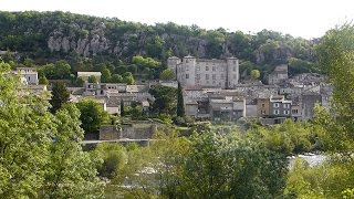 Vogüé Ardèche et son château un des plus beaux villages de France [upl. by Yrrek]