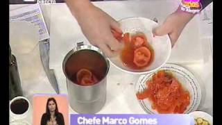 Receita Gaspacho de tomate com recheio de sapateira  Praça da Alegria [upl. by Talya]