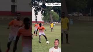 COMO FOI CRIADO O DRIBLE DA VACA futebolamador dribles futeboldevarzea [upl. by Alick395]