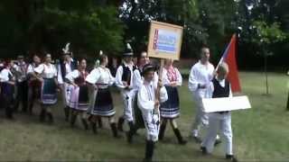 Slovenský folklór z Komárna bol opäť na cestách [upl. by Nahtanoj]