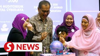 Do not cause stigma among children with hearing aid says Dr Dzulkefly [upl. by Derward]