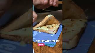 Best 🔪 knife 🔪 for cutting your 🥪sandwich in half [upl. by Brittany]