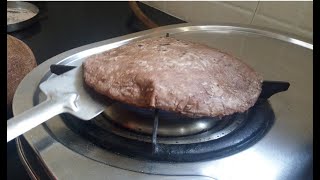 Ragi Roti  Nachani Bhakri  नाचणीची भाकरी । रागी रोटी [upl. by Nicky]