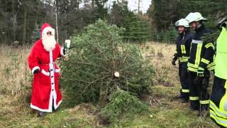 Feuerwehr Colmnitz Weihnachtsbaum in Notlage HD720p [upl. by Paik294]