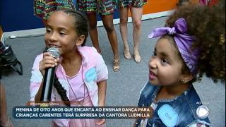 Professorinha de dança ganha surpresa da cantora Ludmilla [upl. by Cherri]