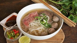 Pho  Soupe vietnamienne au bœuf et aux pâtes de riz la plus aimée en Asie du sudest [upl. by Leimaj]