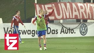 Robben genervt quotIch geh rein Tschau bis morgenquot  Torschusstraining in Doha 2015  FC Bayern [upl. by Greenwell]