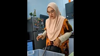 CARA BUAT SAMBAL BILIS GARING YANG TAK BERMINYAK  PERTAMA DI MALAYSIA [upl. by Runck623]