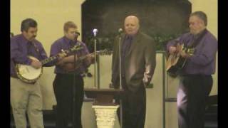 BLUEGRASS GOSPEL  The Lights of Mamas Home [upl. by Colyer]