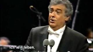 Placido Domingo sings Bella enamorada [upl. by Aissej835]