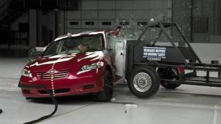 2007 Toyota Camry side IIHS crash test [upl. by Hance]