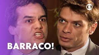 Quebrapau Olavo e Daniel se enfrentam e Antenor entra no meio  Paraíso Tropical  TV Globo [upl. by Wunder]