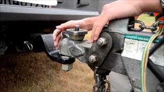 How to take off trailer from car or truck UHaul trailer [upl. by Ebbie114]