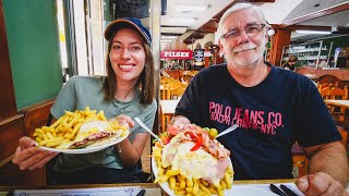 Comiendo CHIVITO URUGUAYO Típico Plato de Uruguay  Tour de Palacio Salvo en MONTEVIDEO Uruguay [upl. by Ettevets959]