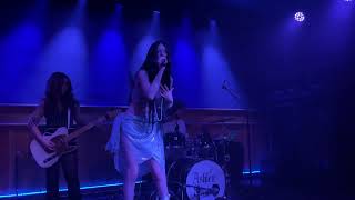 Ashley Sienna “What You Need”  Schubas Tavern Chicago 1132024 [upl. by Monjo]