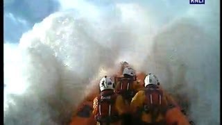 Aberdovey lifeboat crew test their skills in rough weather training [upl. by Farmer]