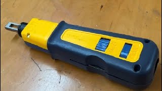 Fluke Networks 10061810 D914S Impact Punch Down Tool Review Extremely reliable amp comfortable to use [upl. by Gearhart360]