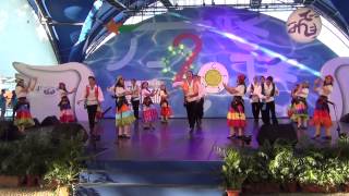 Hacettepe Universitesi Cocuk ve Genclik Halk Danslari Toplulugu Tayvan 2015  Part 2 Roman [upl. by Modesta]