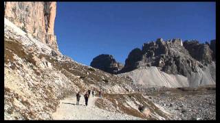 Sextener Dolomiten DreiZinnenWanderung Auronzo DreizinnenHütte [upl. by Ardnassac]