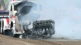 TRACTOR PULLING Intro of quotTHUNDER PULLING 12quot [upl. by Macdonald47]