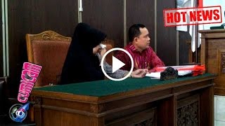 Tangis Kakak Ipar Saipul Jamil Pecah di Ruang Sidang  Cumicam 11 Agustus 2016 [upl. by Acimot390]