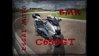 ESSAI MOTO 10  BMW C650GT  Le luxe des scooters [upl. by Iorgos]